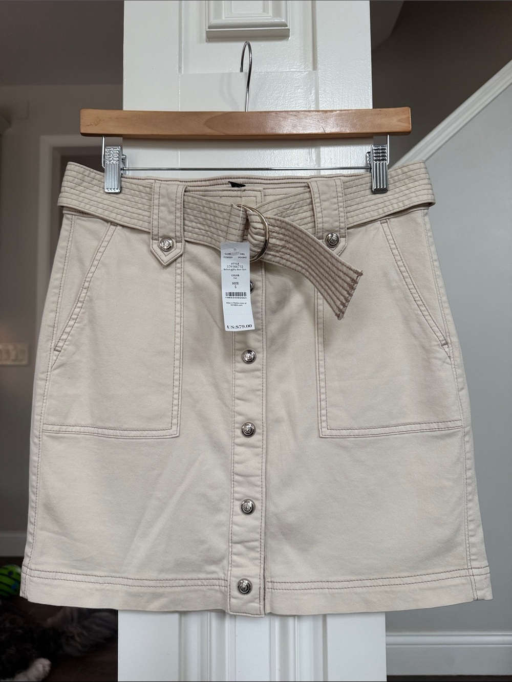 White House Black Market NWT Belted Snap Up Front Utility Boot Skirt in Oat 4 - Picture 2 of 6